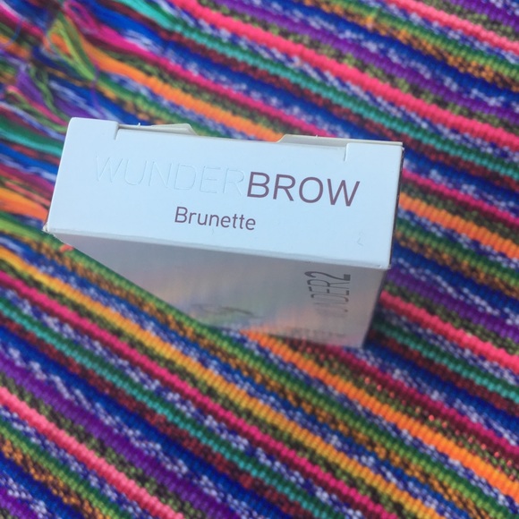 Wunderbrow 1-Step Brow Gel - Picture 3 of 6